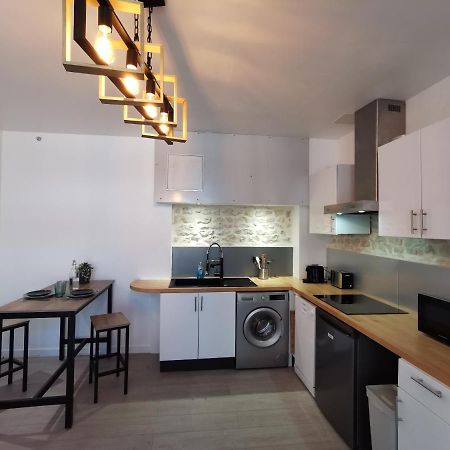 Charmant Appartement Dans Centre Meschers/Gironde Exterior photo