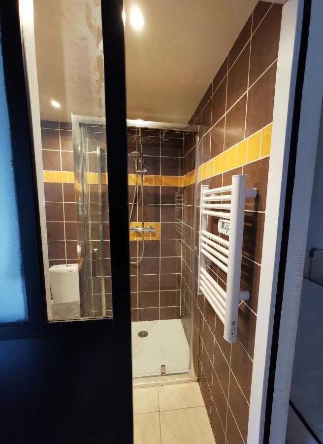 Charmant Appartement Dans Centre Meschers/Gironde Exterior photo