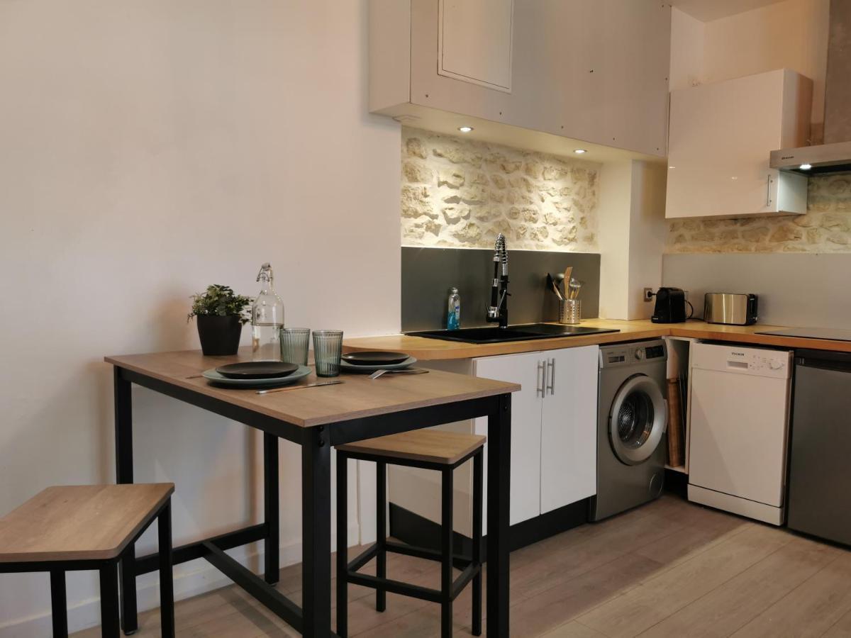 Charmant Appartement Dans Centre Meschers/Gironde Exterior photo